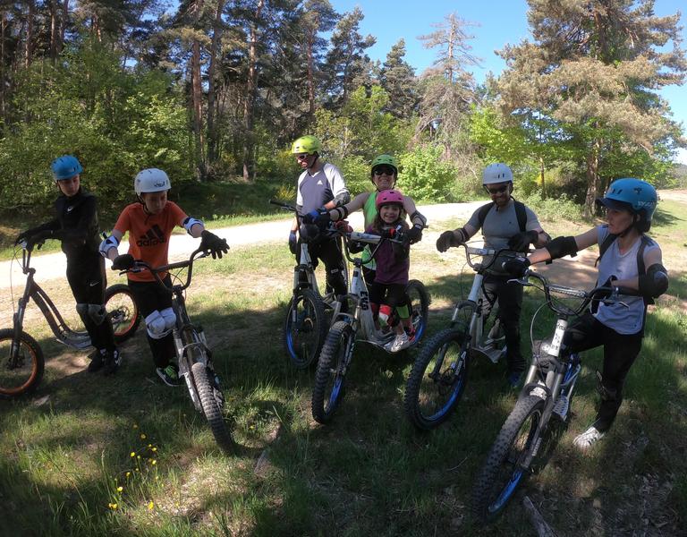 dirtscoot groupe.JPG