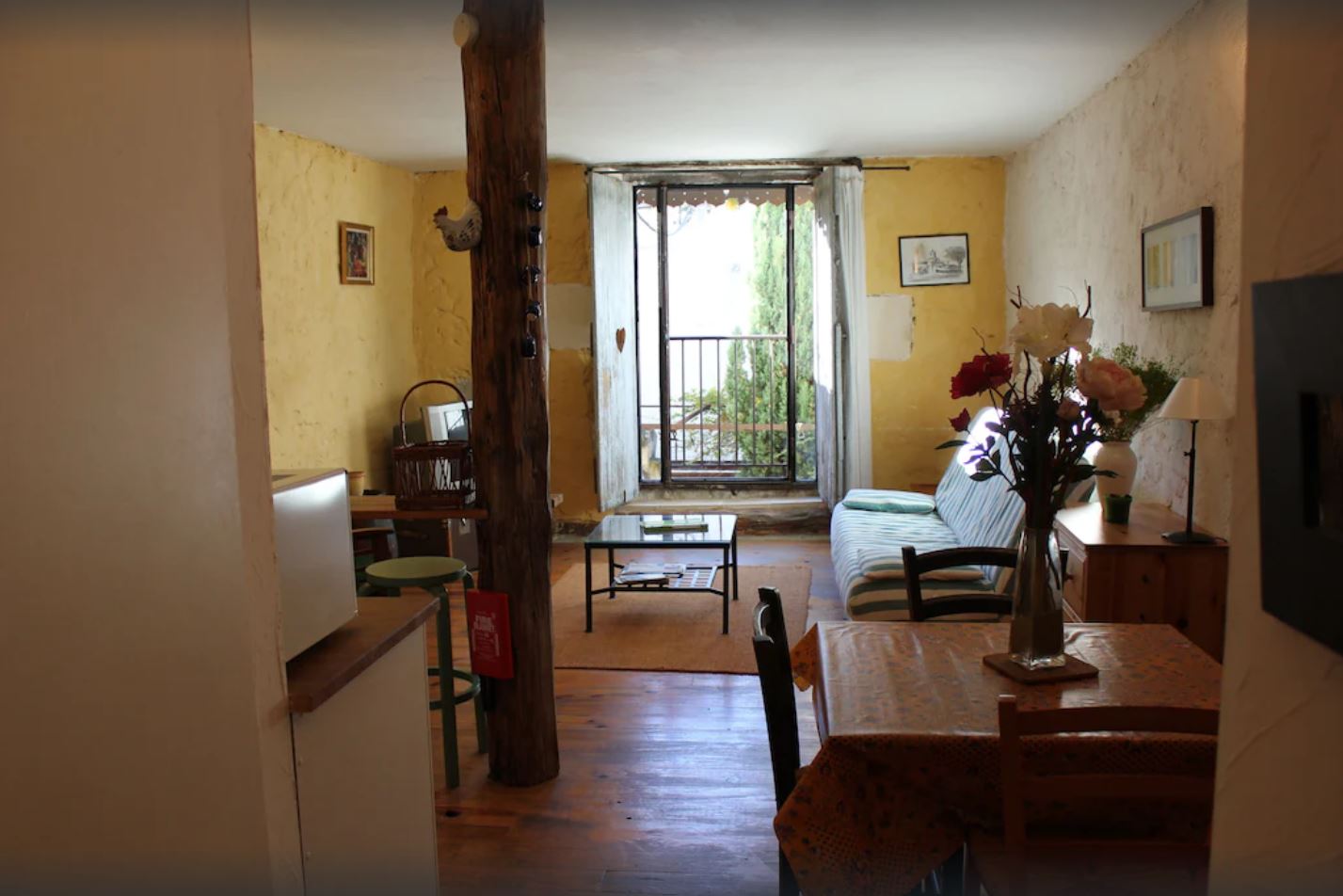 Laure de Noves - photo 4