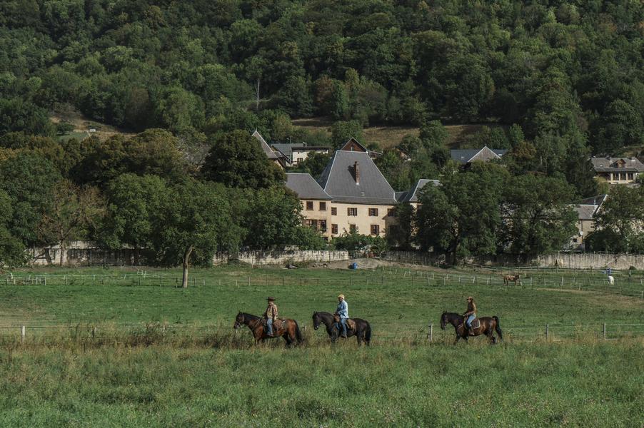 cavaliers sous le village Valbonnais