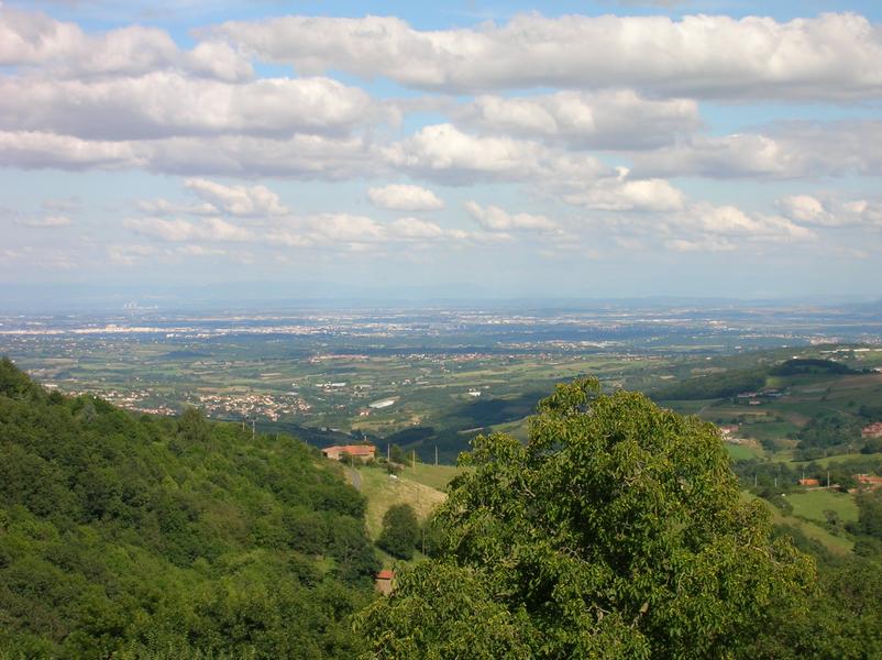 Vue sur la vallée et Lyon