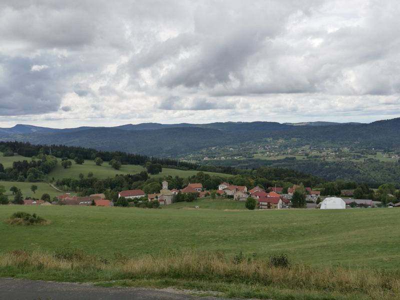 Giron 1000 station et village_Giron