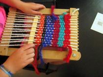 Atelier tissage pour enfants aux Musées de Charlieu_Charlieu