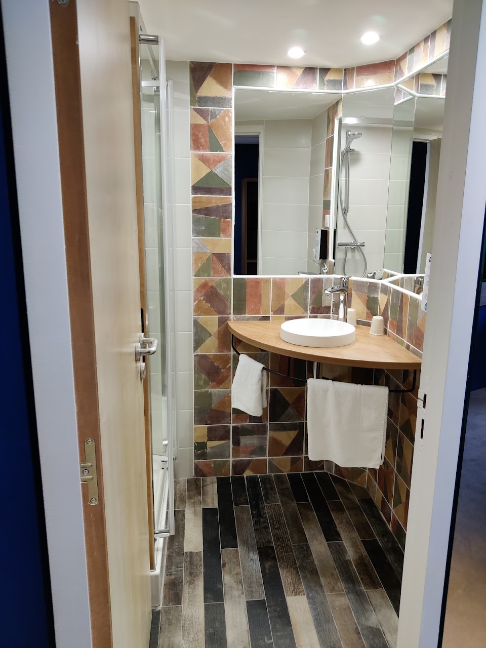 Kyriad Aix Les Milles - Plan de Campagne - photo 3