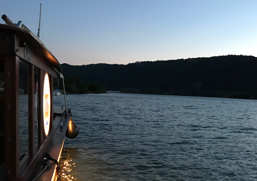 Croisière Wine Man Show avec Epicur Yann et les canotiers_Tournon-sur-Rhône