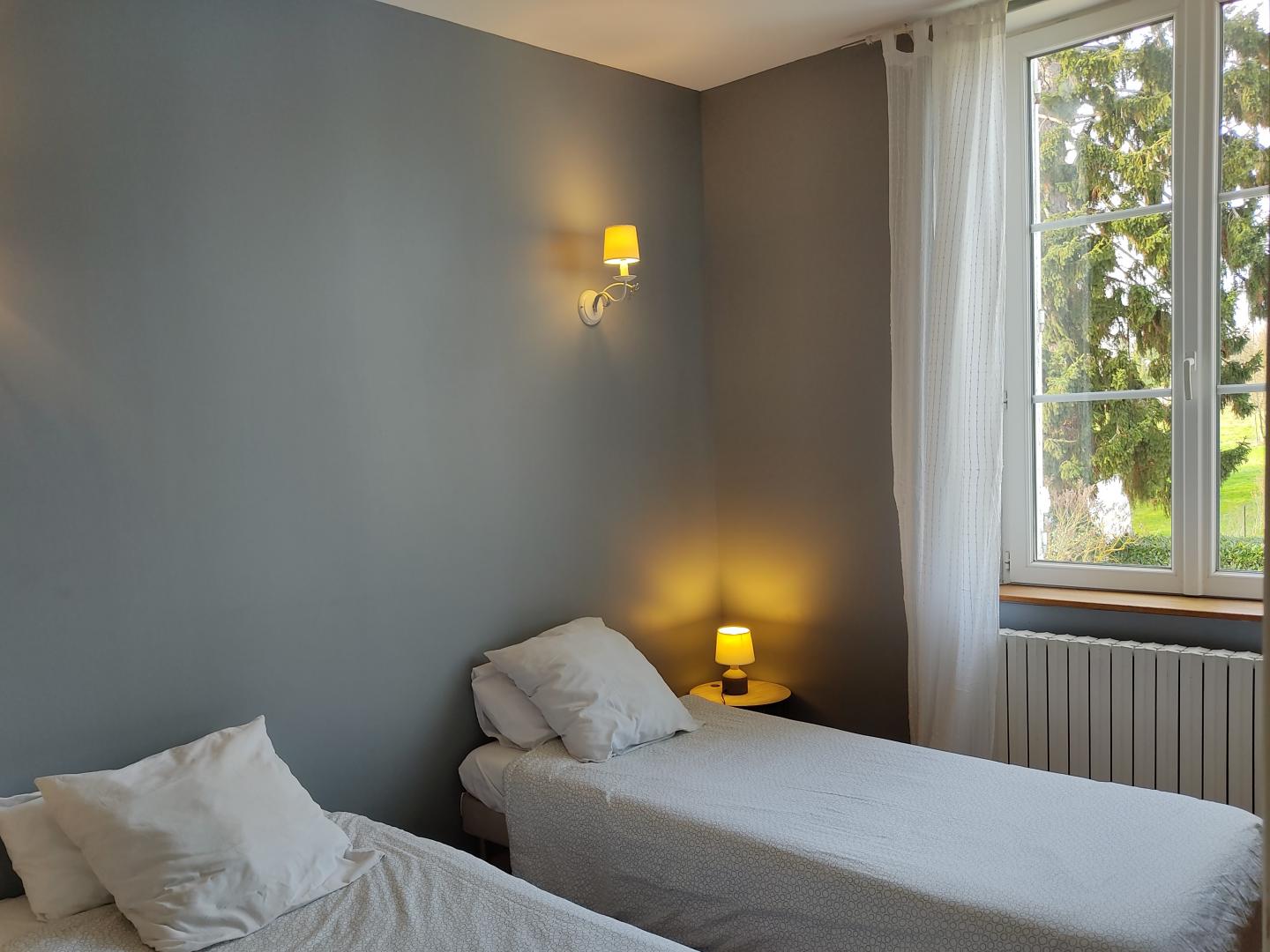 Chambre2: 2 lits simples modifiable en lit double