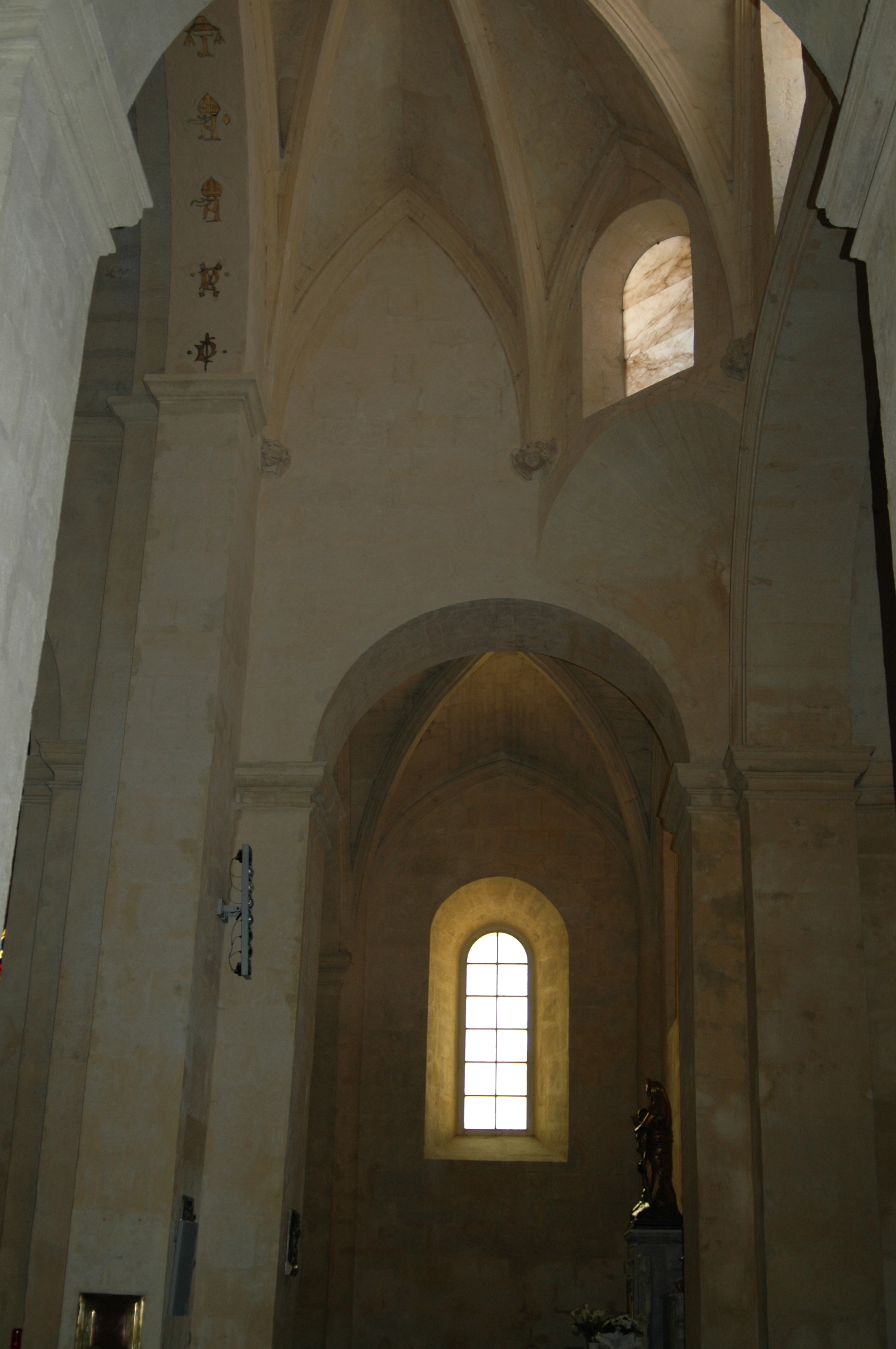 Eglise Saint-Maxime, Eyragues - photo 2