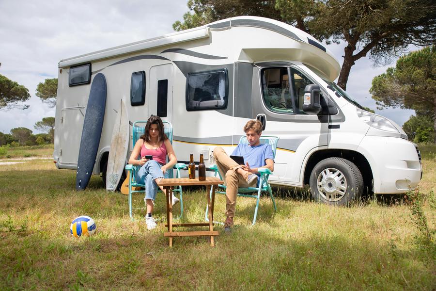 Aire Camping Car - Lamotte-du-Rhône