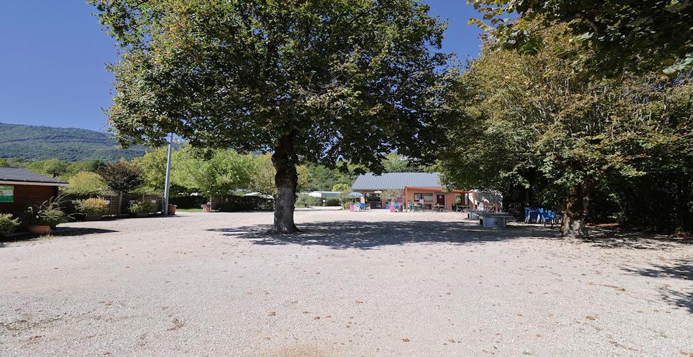 entrée du camping le Vaugrais