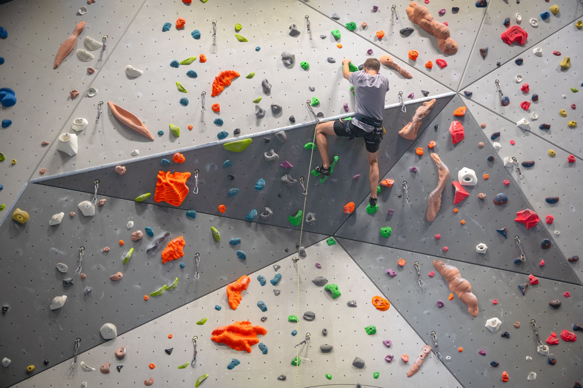 Mur de grimpe Indoor