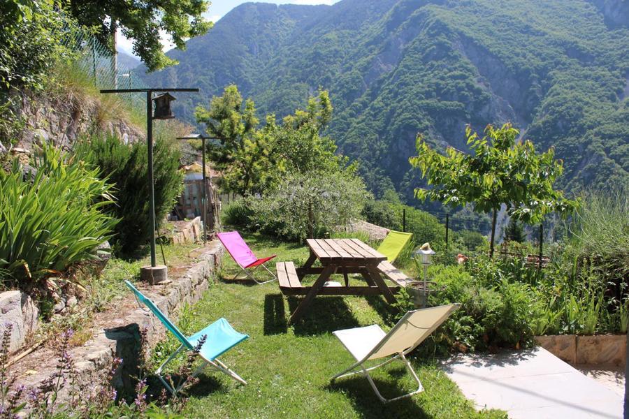 Gîte Chez José-Terrasse/Jardin-Belvédère-Gîtes de France des Alpes-Maritimes