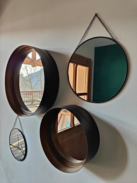 Jeux de miroirs dans l'entrée