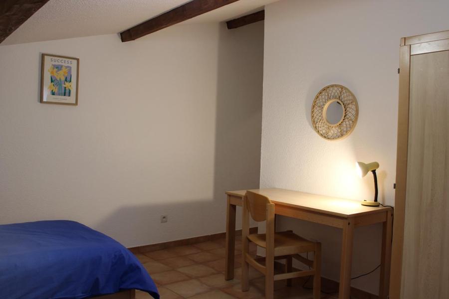 Gîte L'Armourier 2-Chambre 3 Bureau-Saint-Sauveur-sur-Tinée-Gîtes de France des Alpes-Maritimes