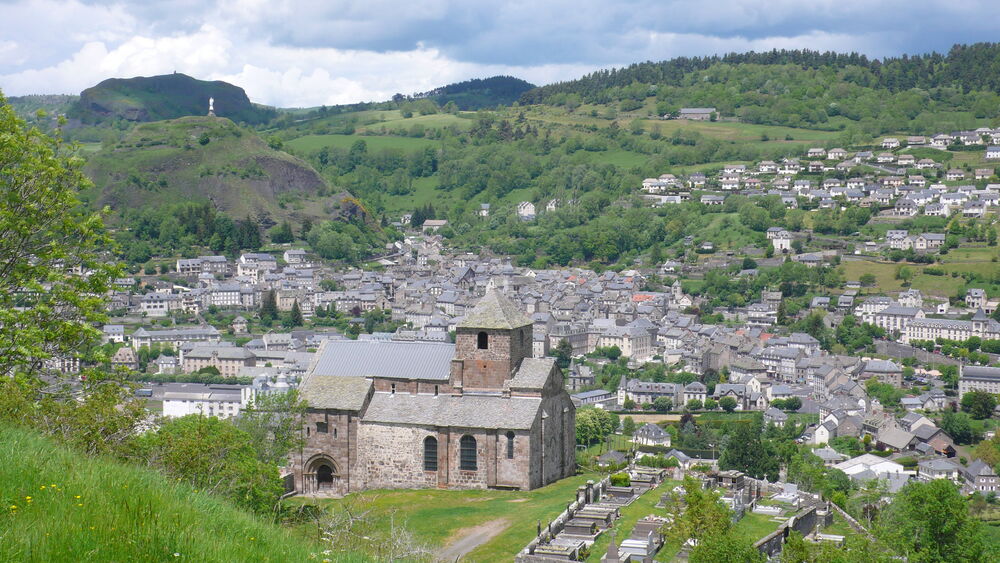 Cyclo. Pays de Murat, entre Alagnon, Pinatelle et Santoire