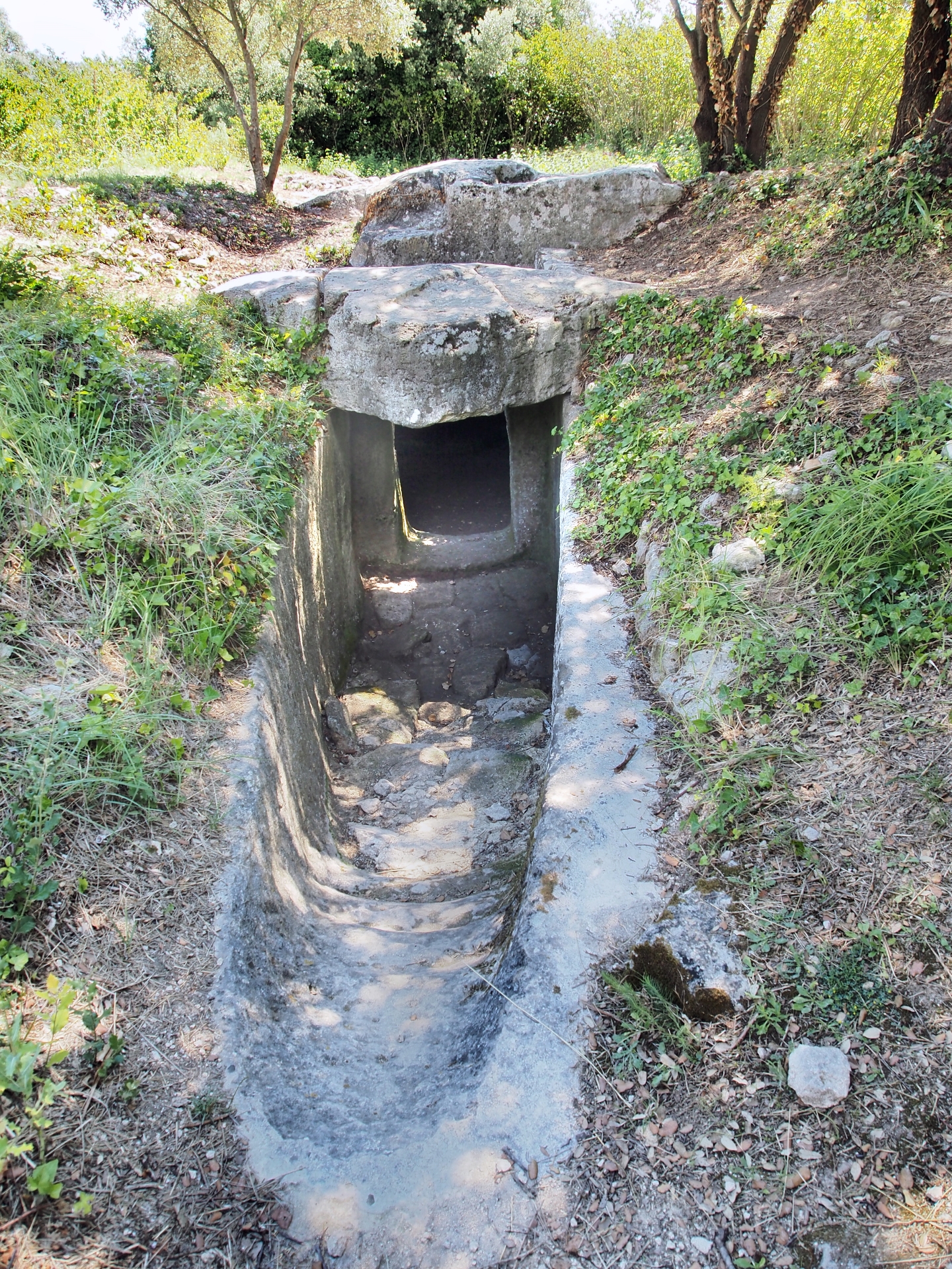 Hypogées, Fontvieille - photo 2