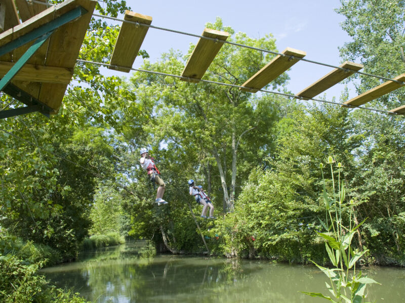 Parcours dans les arbres - Accrobranche Jonzac