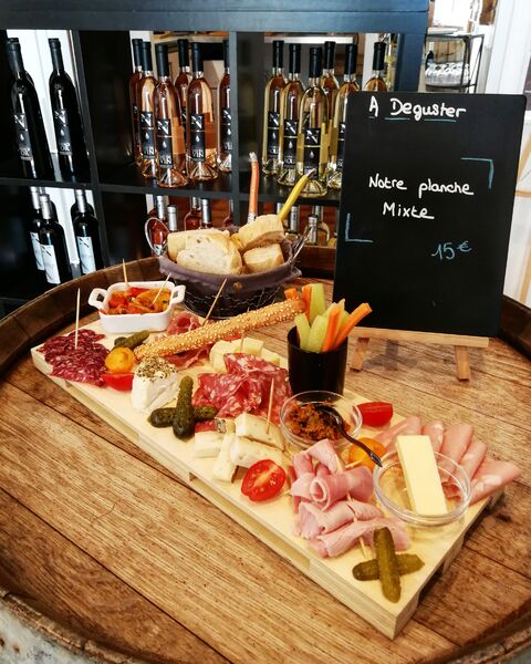 Bar à vin Nestuby - Cotignac