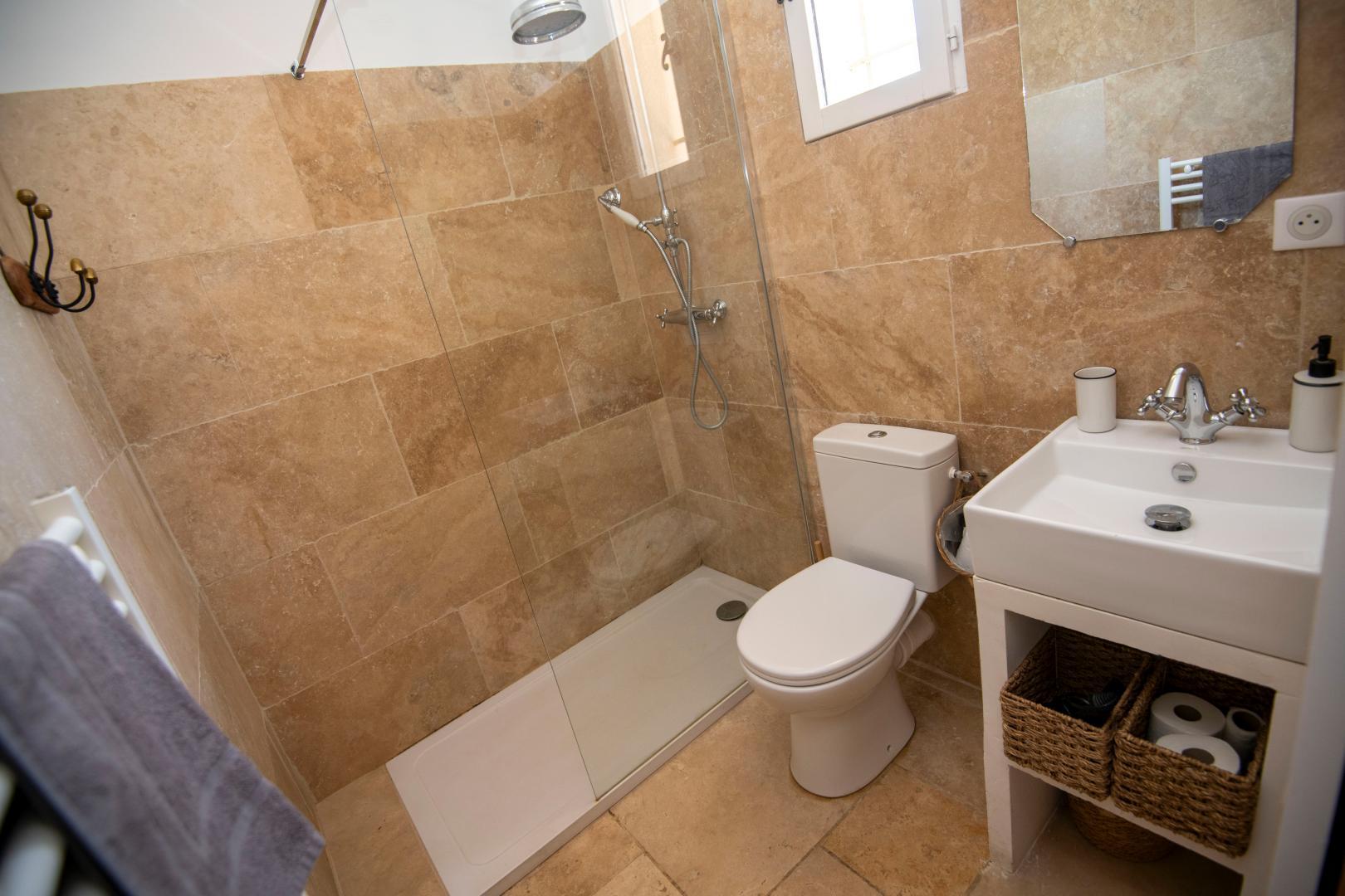 Pin Parasol, Jouques - photo 44