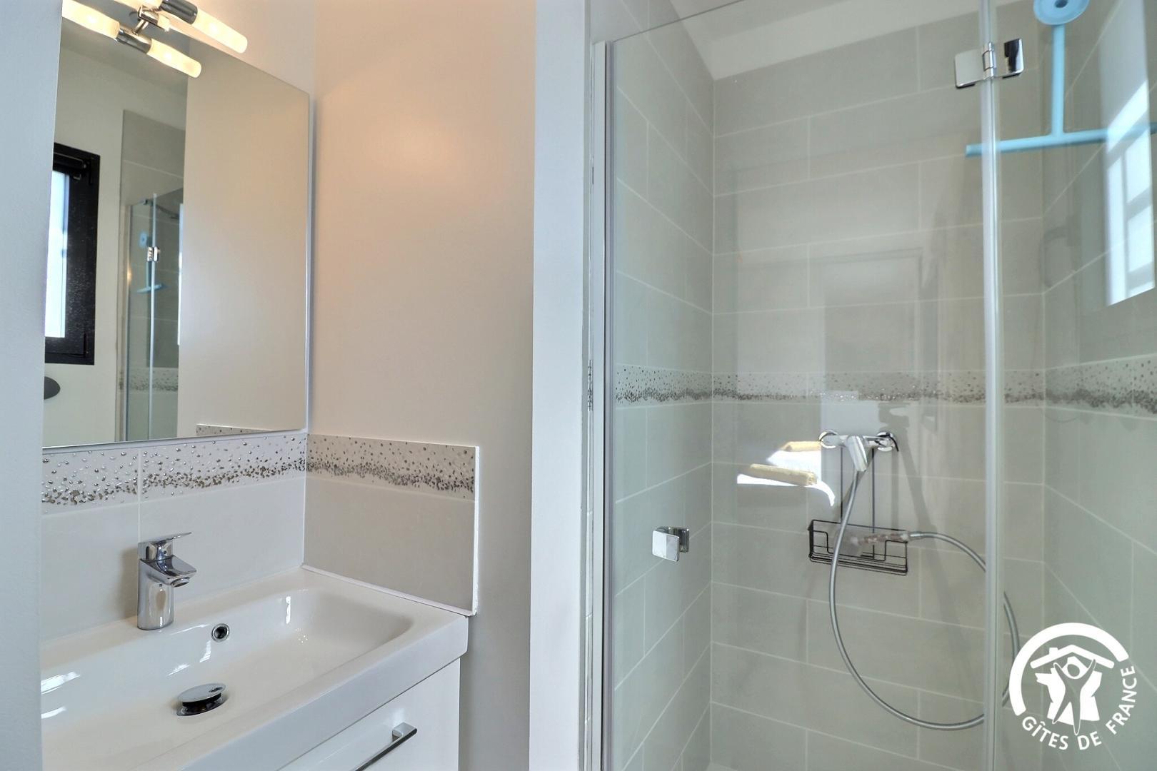 W & M Home, Marseille 13e Arrondissement - photo 11