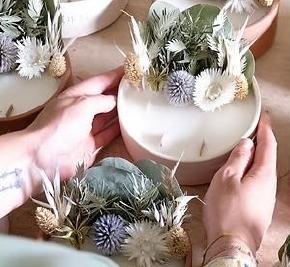 Les Invités de la Poterie: Create your own floral candle_Les Gets