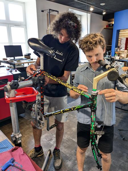 Fabrication d'accessoires personnalisés pour vélo