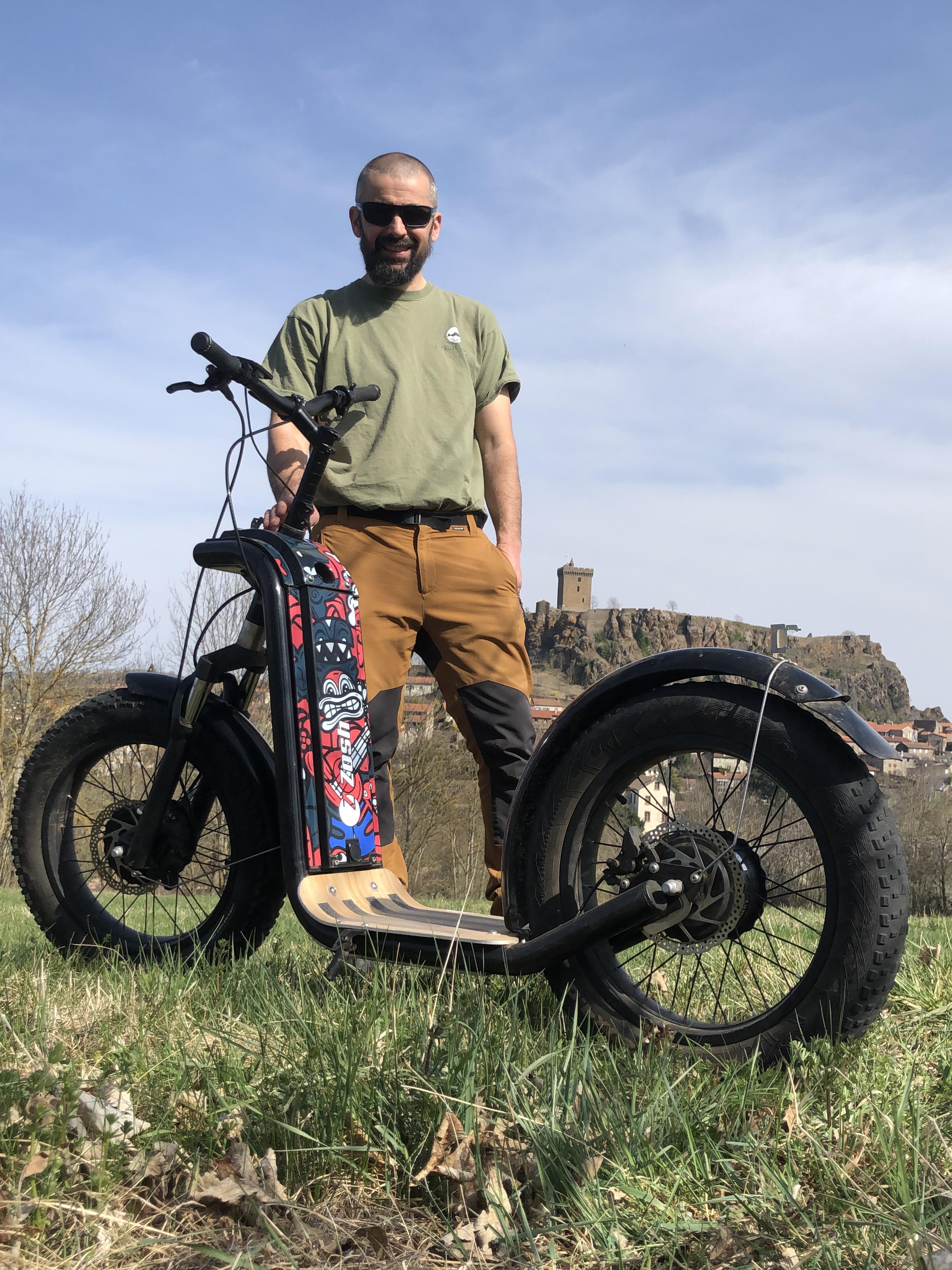 Balade en trottinette électrique sur Puy de Lumières