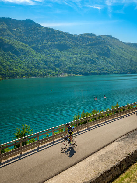 Tour orders velo annecy