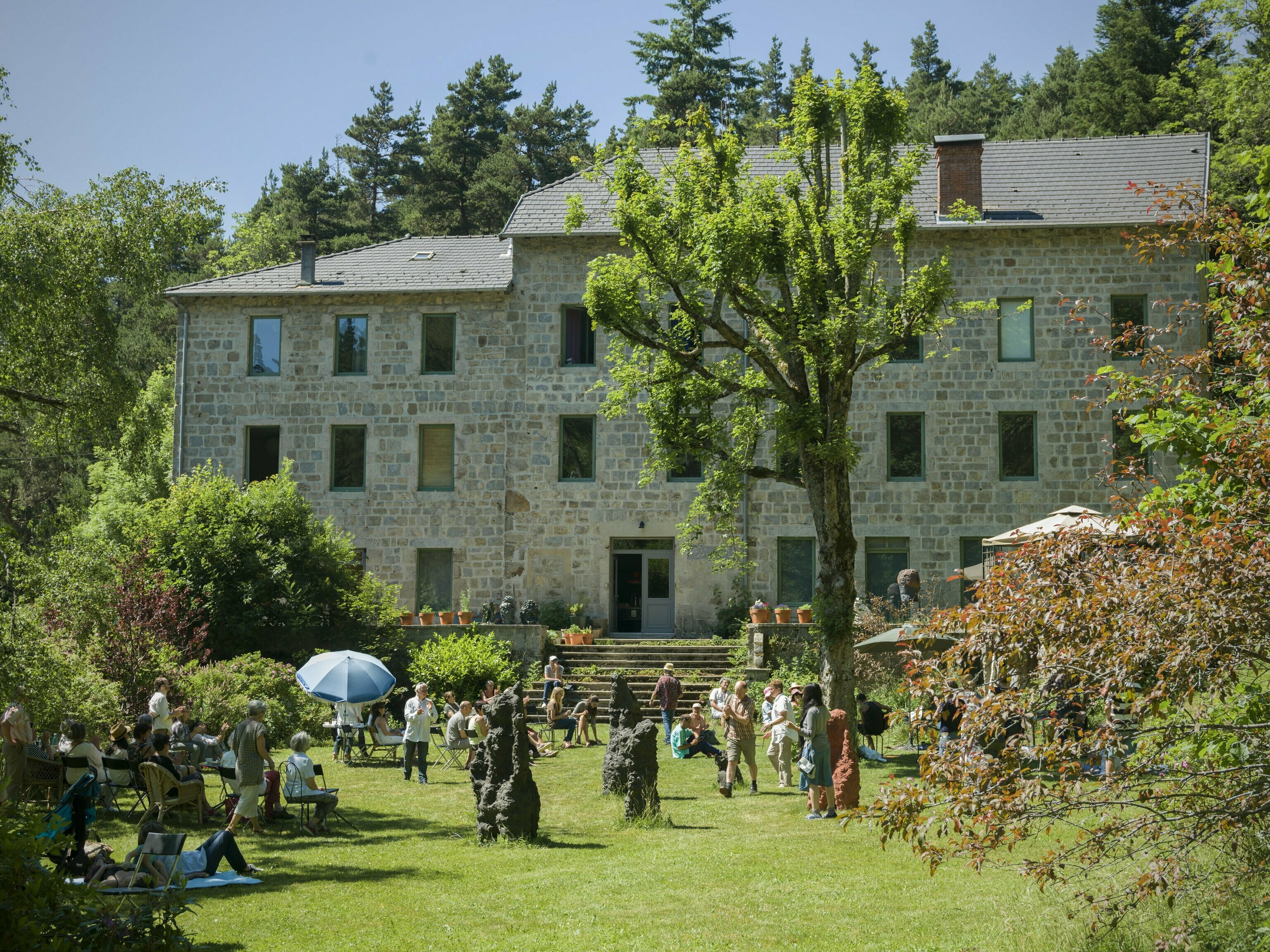 Espace d'art contemporain les Roches