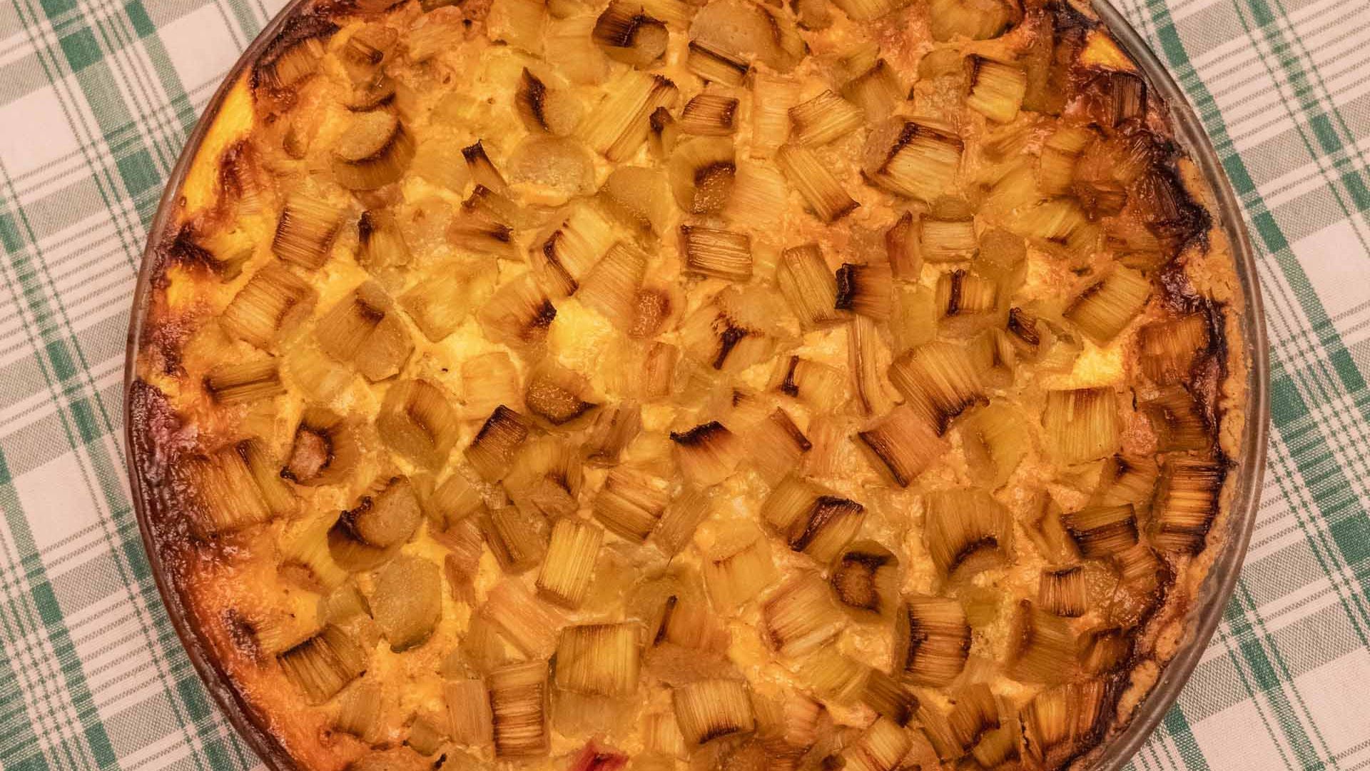 tarte à la rhubarbe du jardin