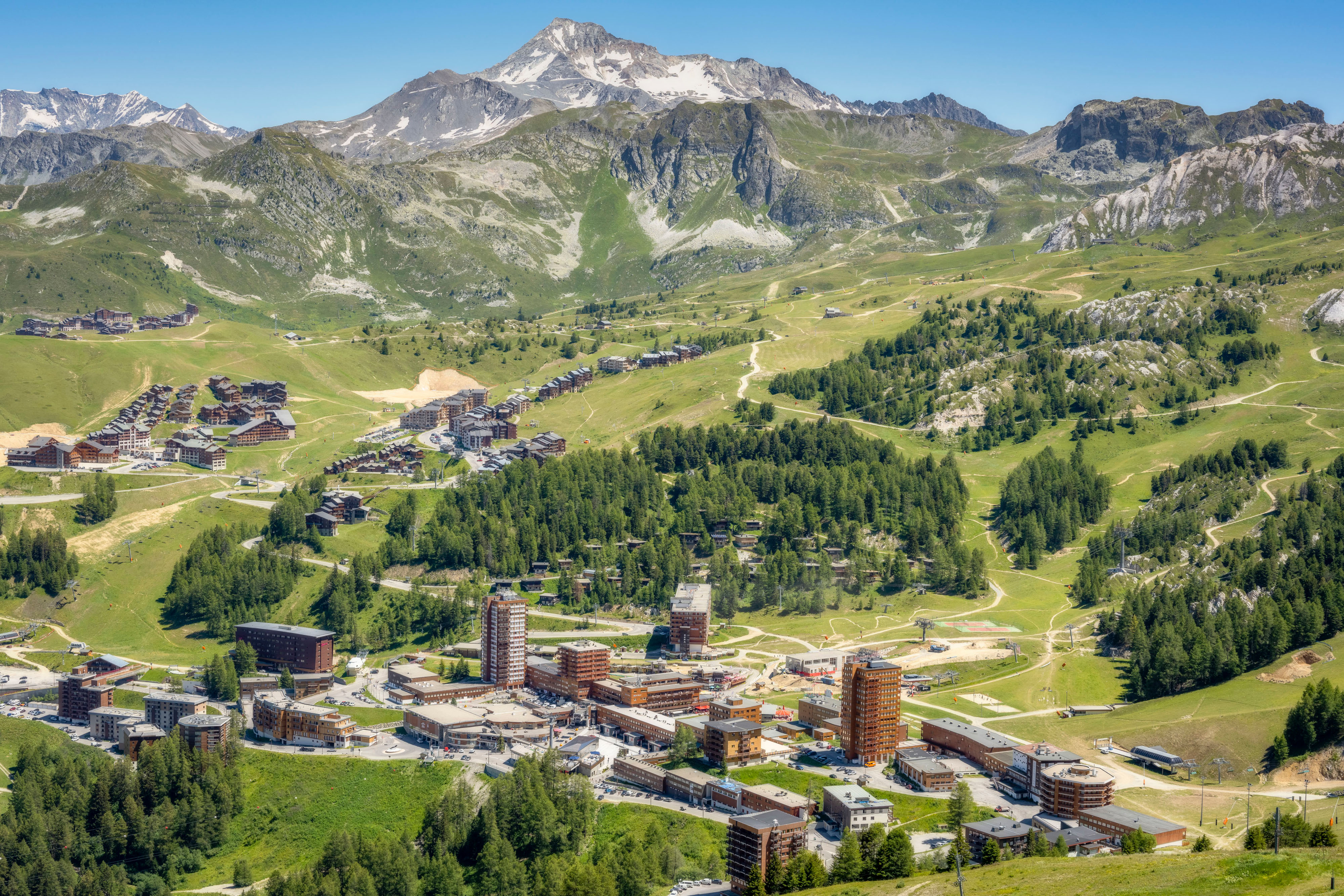 Vue sur Plagne Centre_Village_Soleil_ Belle Plagne