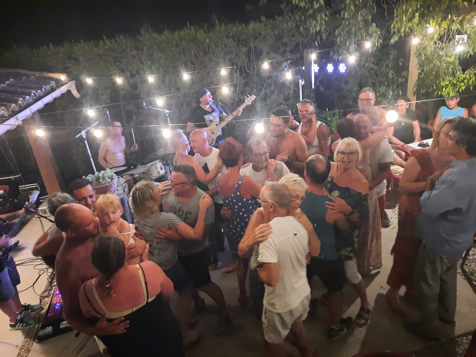 18b8e60706b522f65fbc7a93375eab41