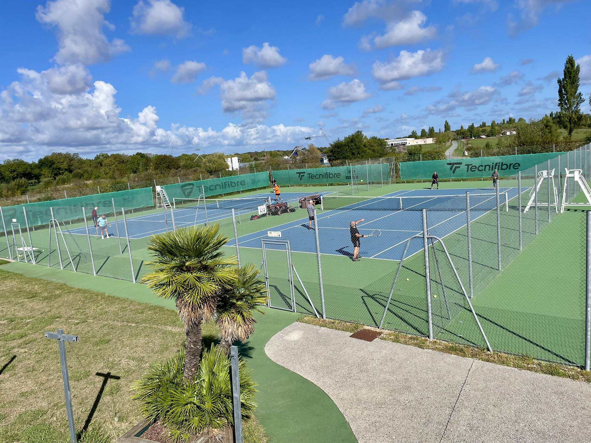 Tournoi d'été au Tennis Club de Saujon
