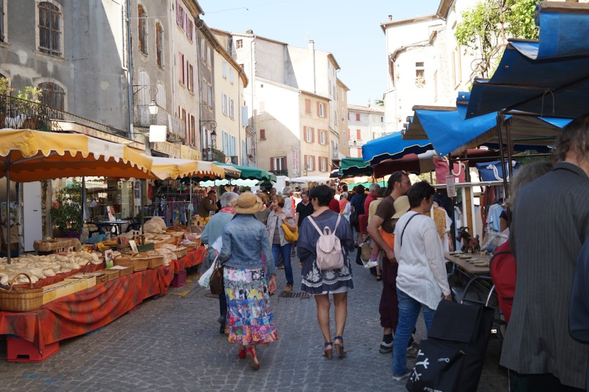 Marché hebdomadaire Les Vans