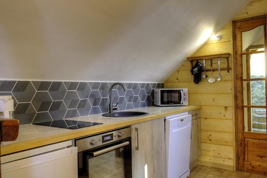 Gîte Auron - l'Oustal n°1-Cuisine-Saint-Étienne-de-Tinée-Gîtes de France des Alpes-Maritimes