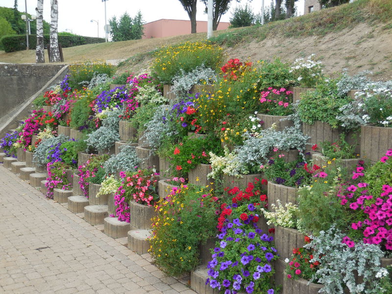 Village fleurie de Pont de Vaux