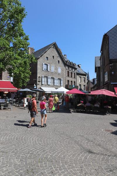 Marché de Besse-et-Saint-Anastaise