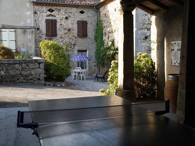 Extérieur-La Garrigue Petit Gîte-St Salvy de la Balme-Gîtes de France