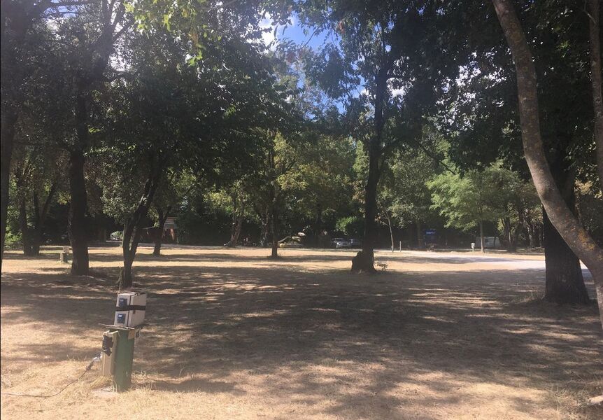 Lîle Blanc Campsite