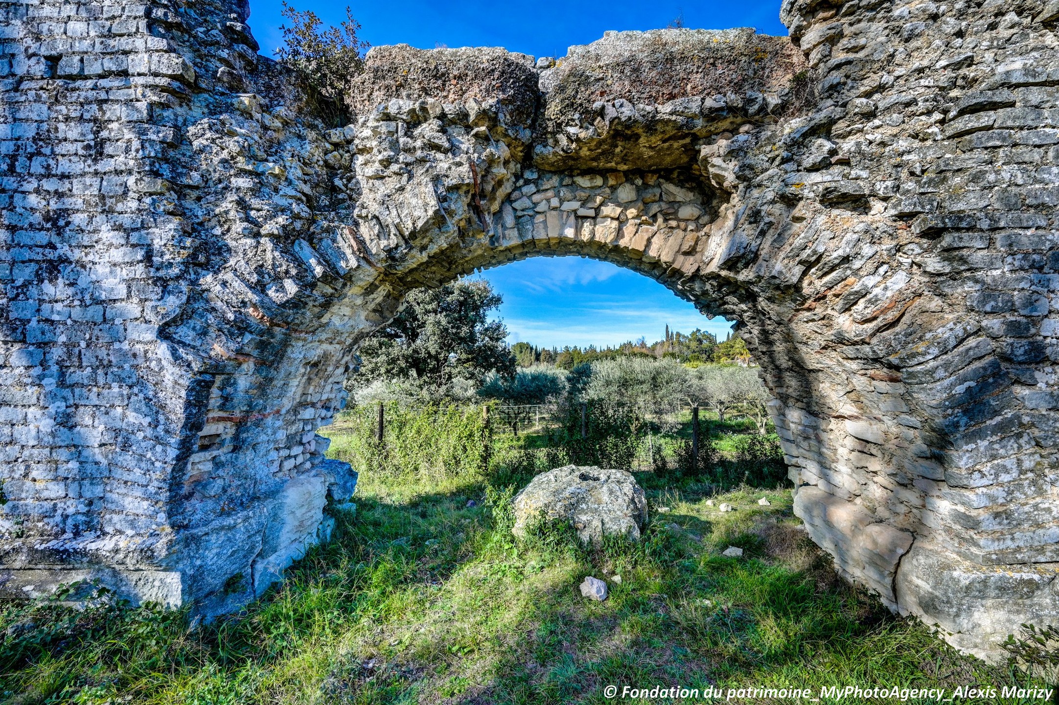 Aqueducs romains de Barbegal