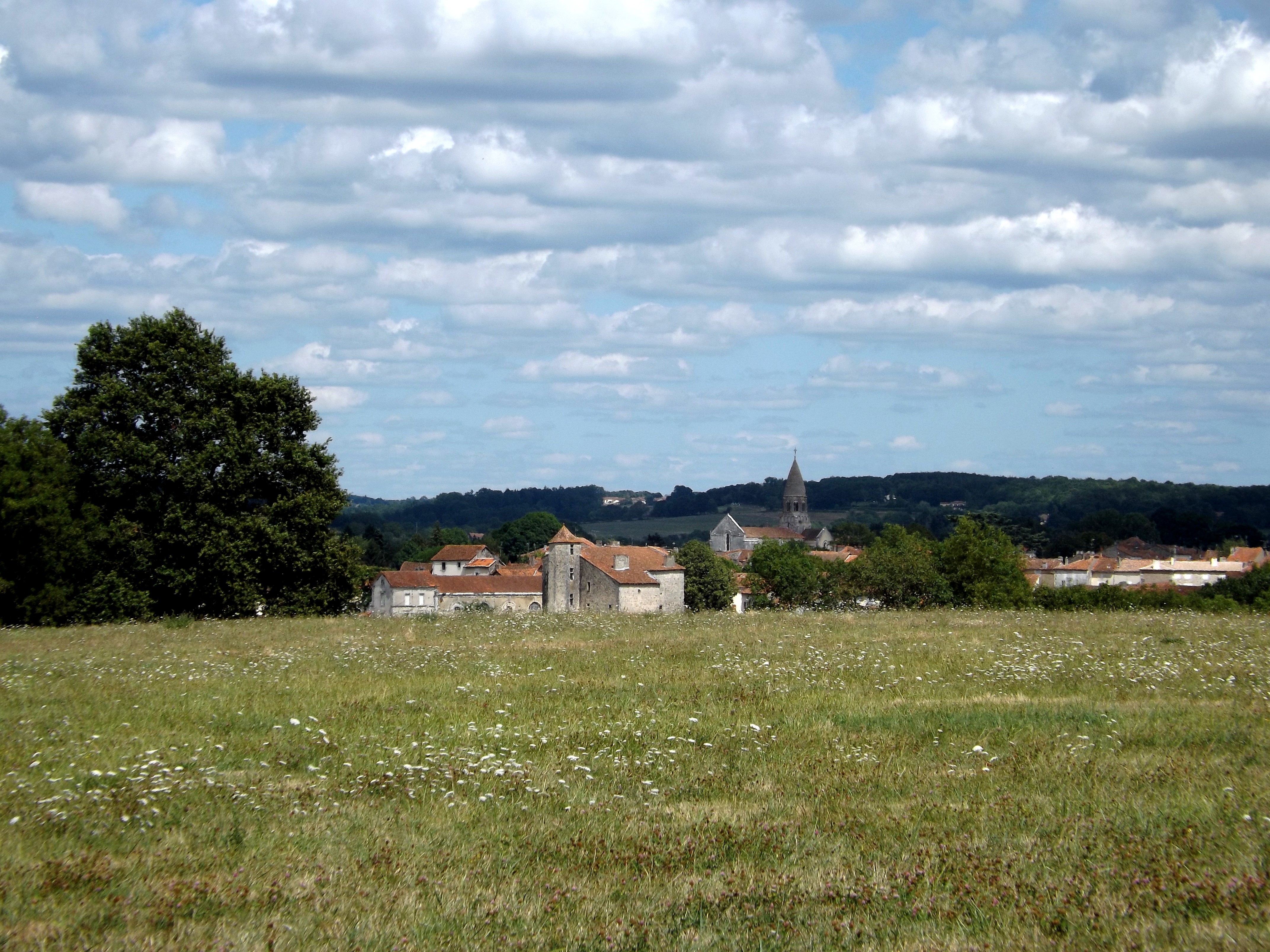 Boucle Vélo Famille N°52 A - Montbron