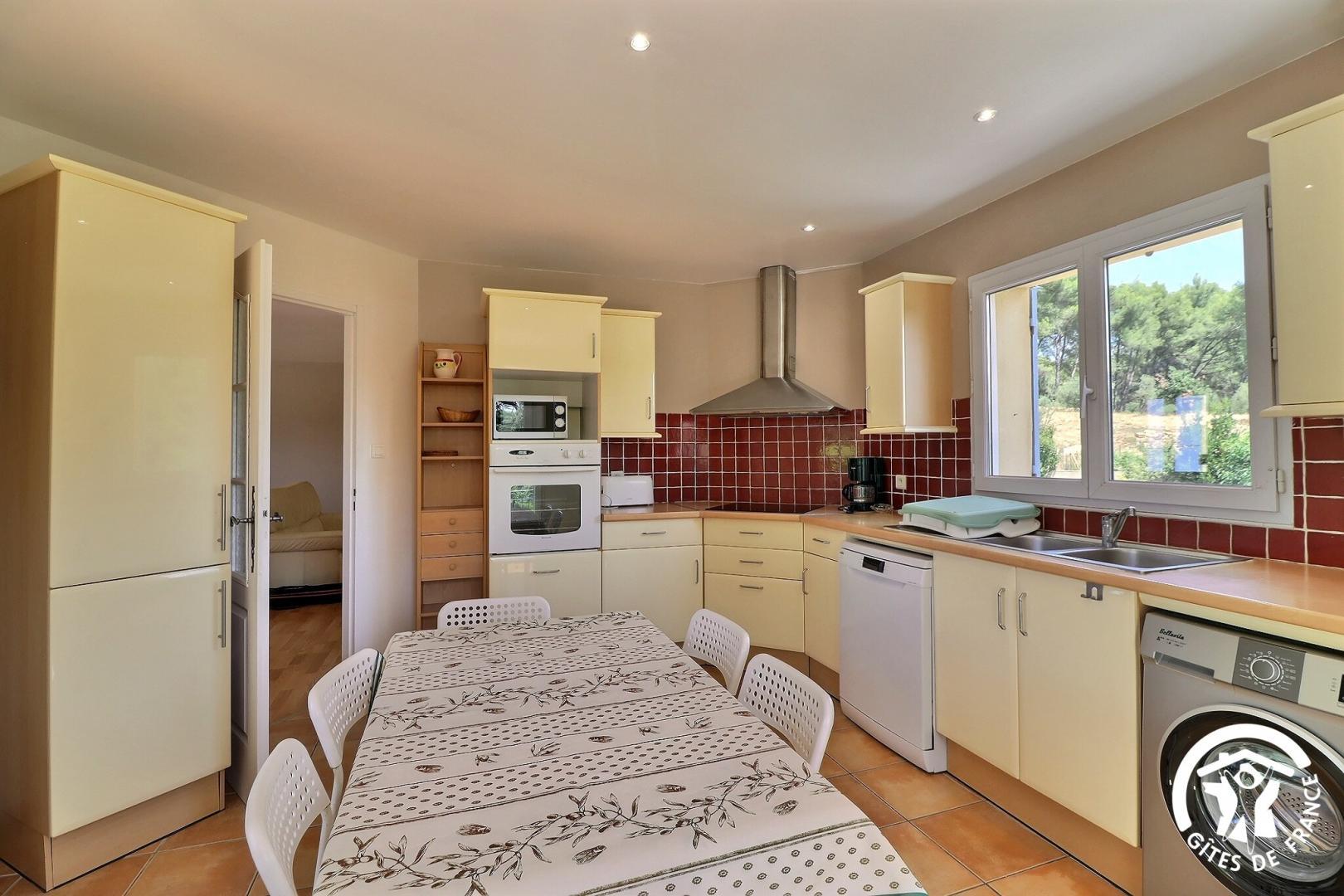 Taoumé, Marseille 11e Arrondissement - photo 32