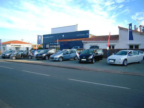 Peugeot - STJ Automobiles