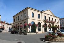 Théâtre à Charlieu: AÏE ET FINES HERBES_Charlieu