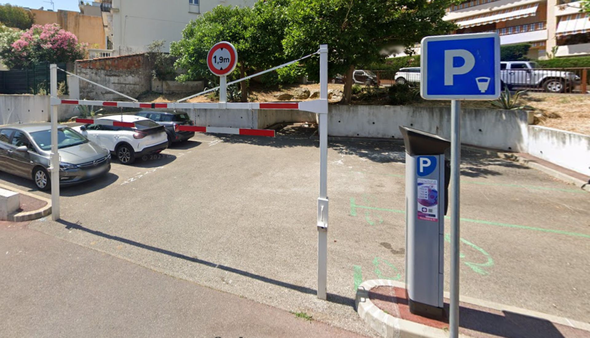 Parking Grignan