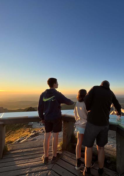 Lumières du soir sur les sommets, randonnée accompagnée