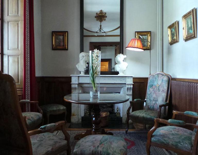 Faverges, Hôtel du parc salon