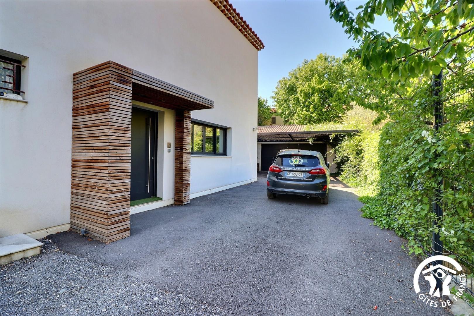 W & M Home, Marseille 13e Arrondissement - photo 4