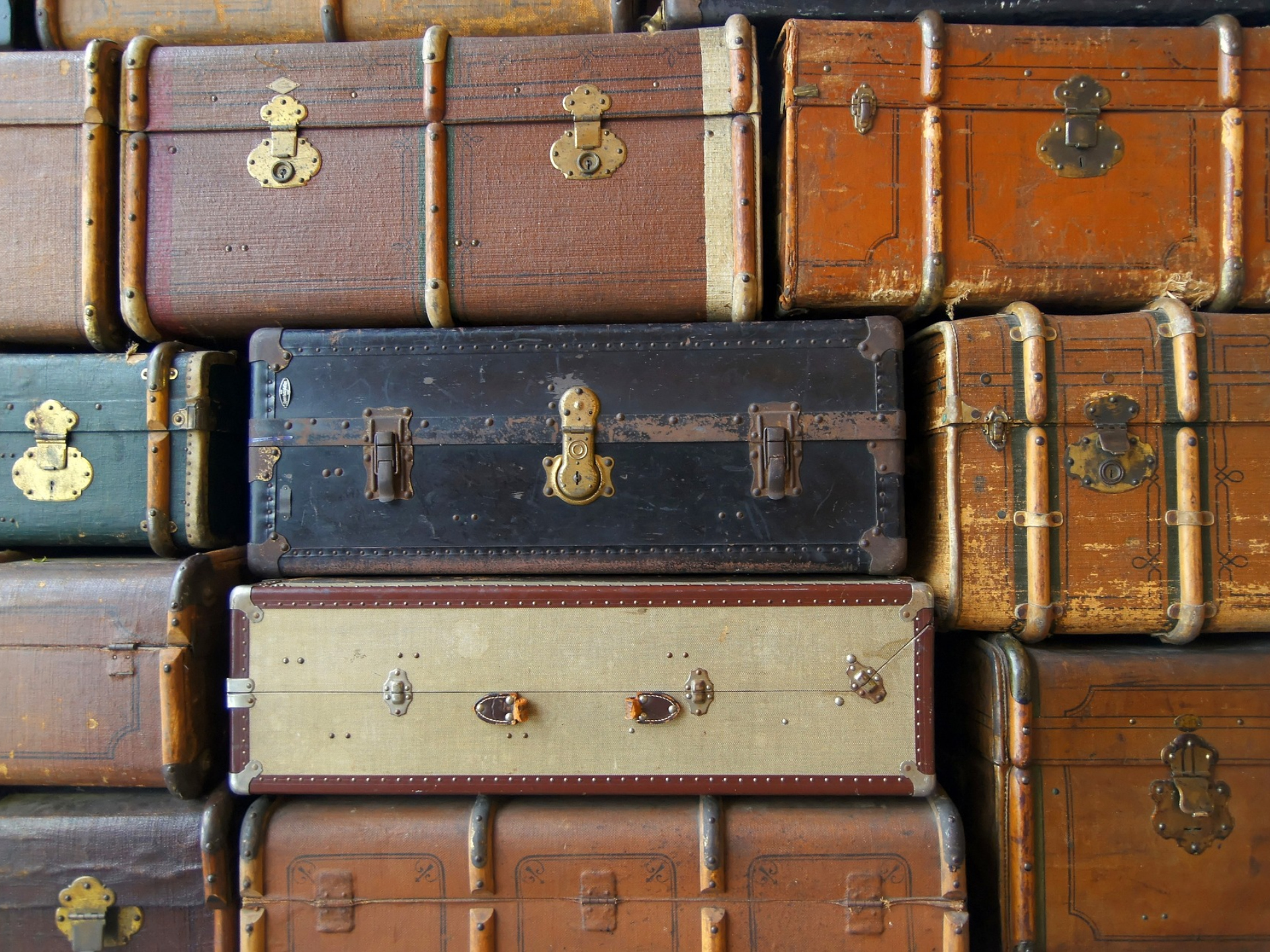 Spectacle "Avant que les histoires se fassent la valise..."