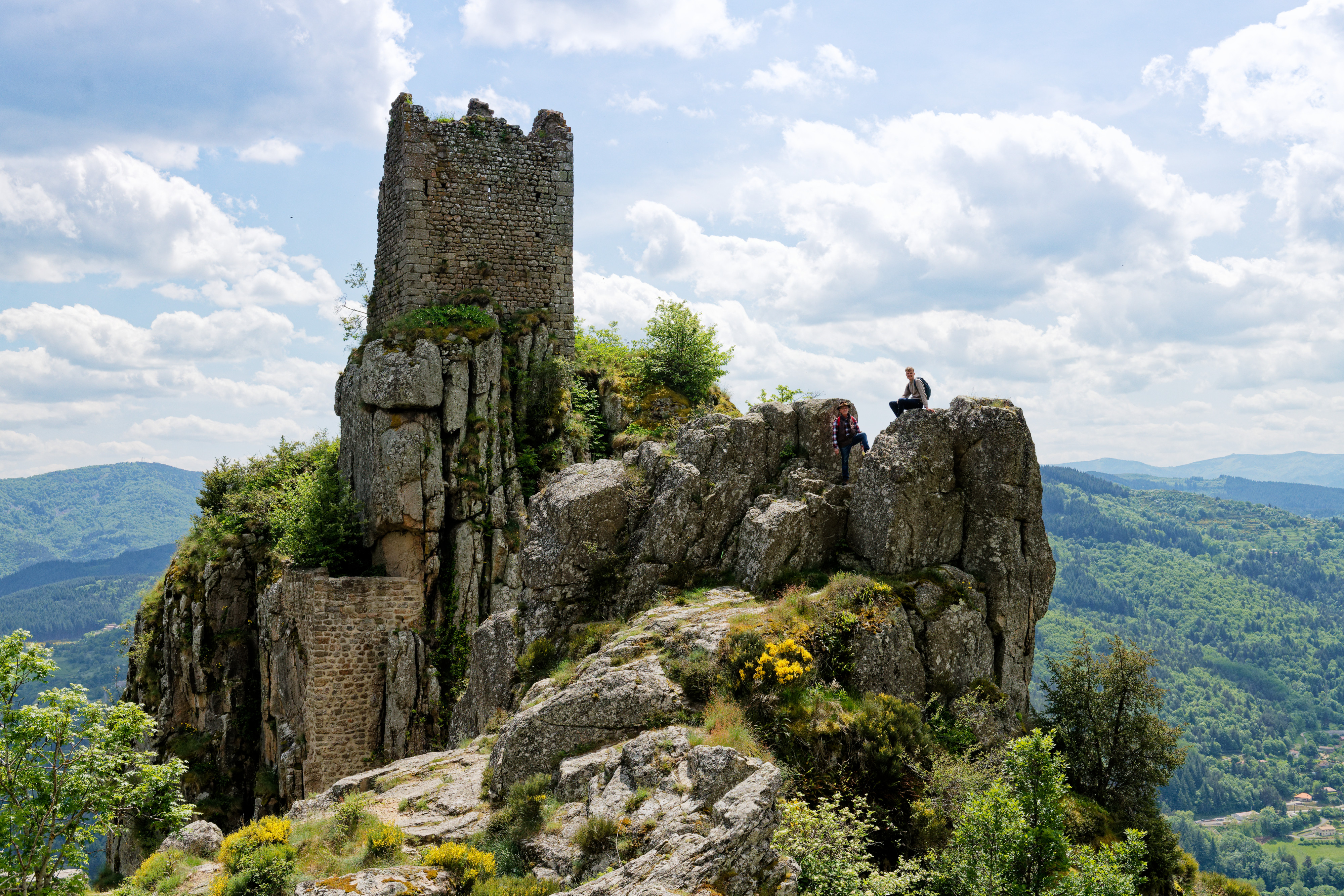Visite de 2 châteaux : Rochebonne et de Châteauneuf