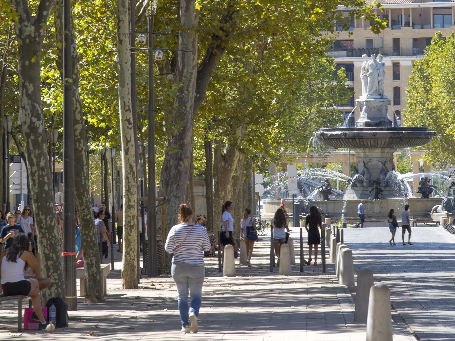 Le cours Mirabeau