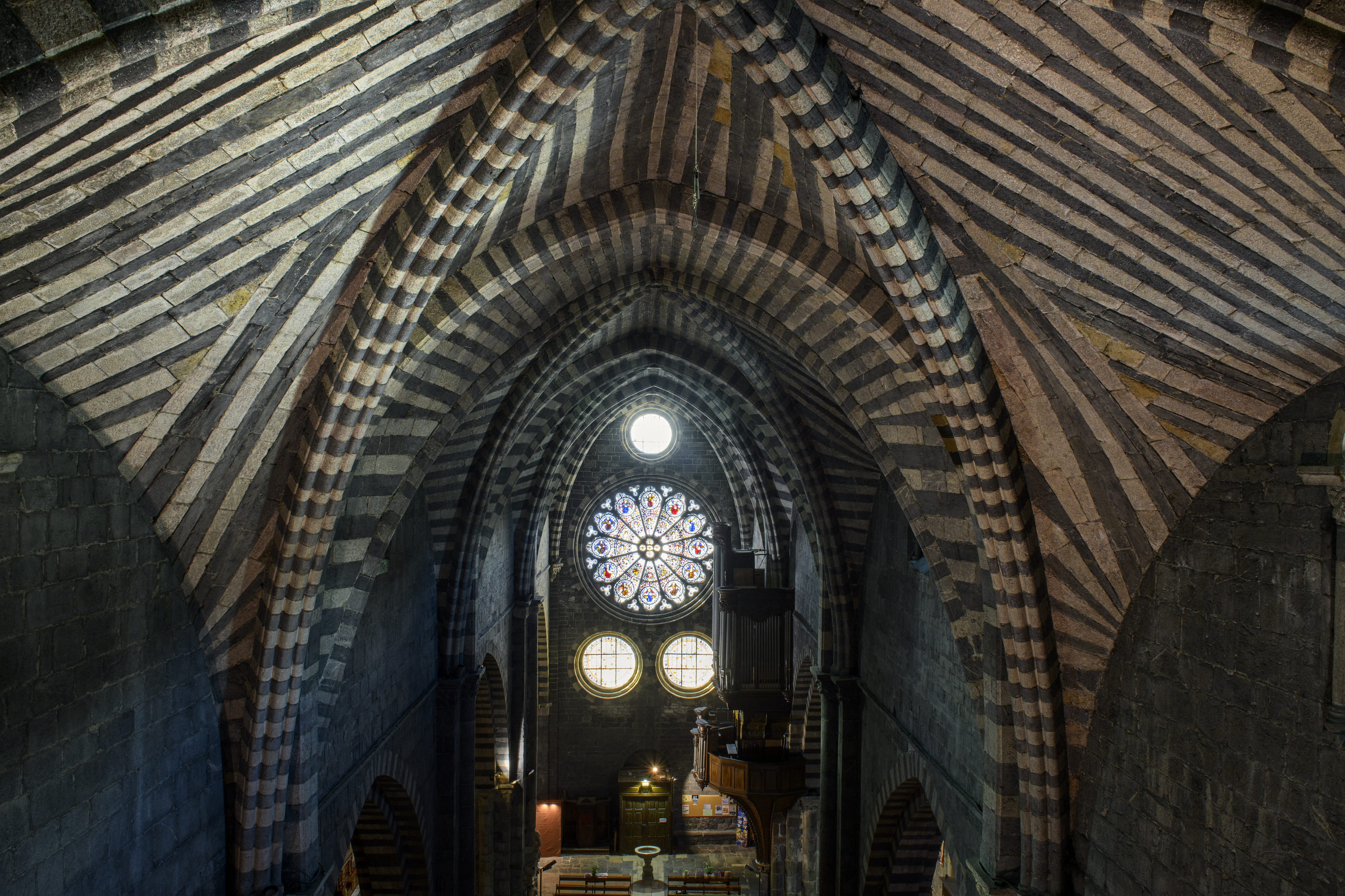 Guided tour: Notre-Dame-du-Réal Cathedral, 800 years old